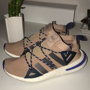 adidas arkyn tan